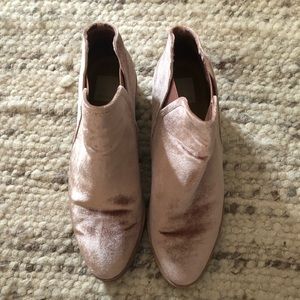 Dolce Vita pink velvet booties